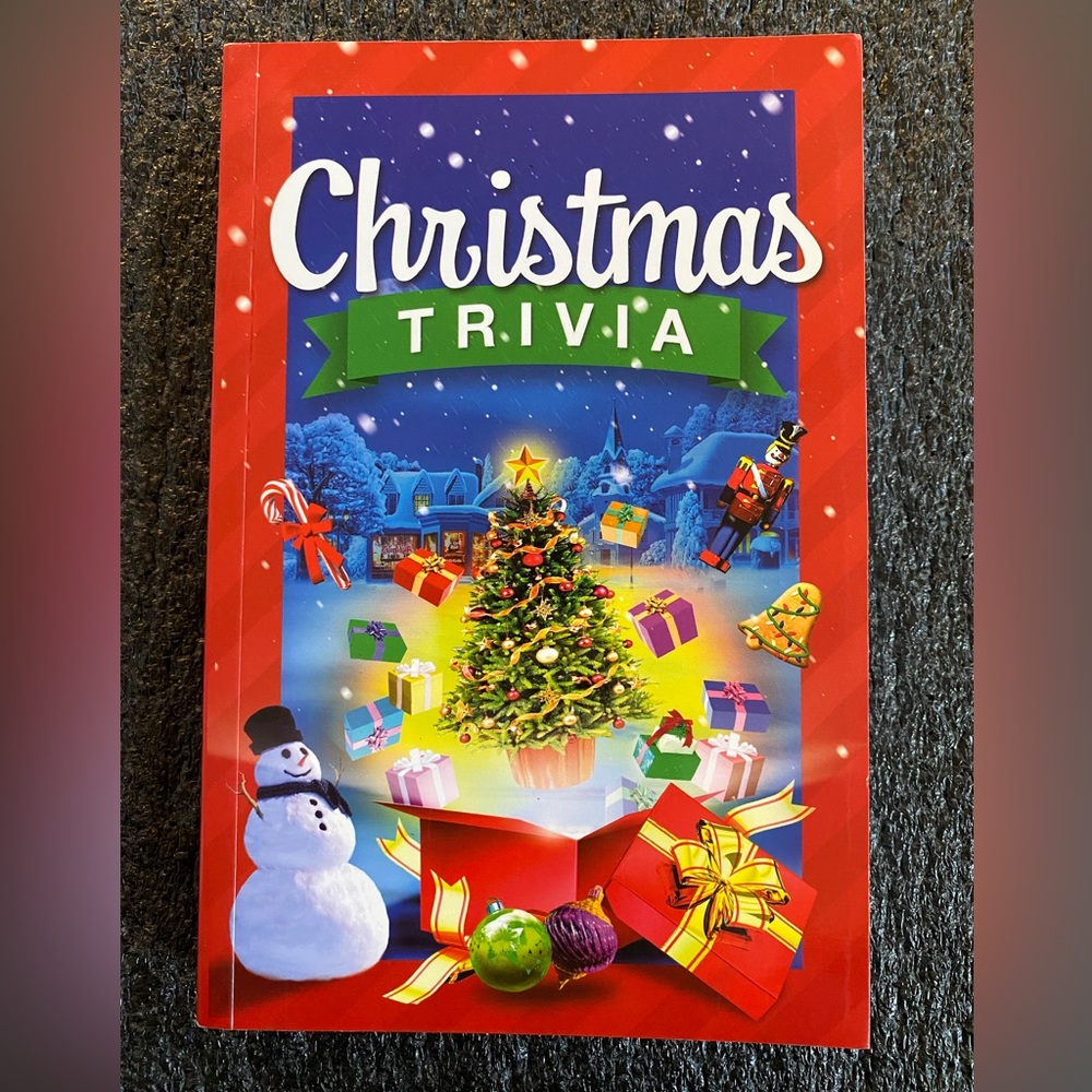 "Christmas Trivia" ~ Paperback Book